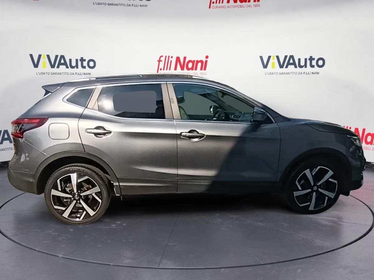 Nissan Qashqai usata a Massa-Carrara (8)