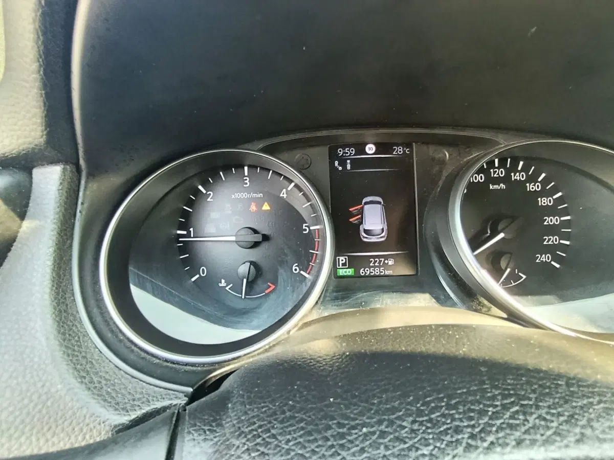 Nissan Qashqai usata a Massa-Carrara (9)