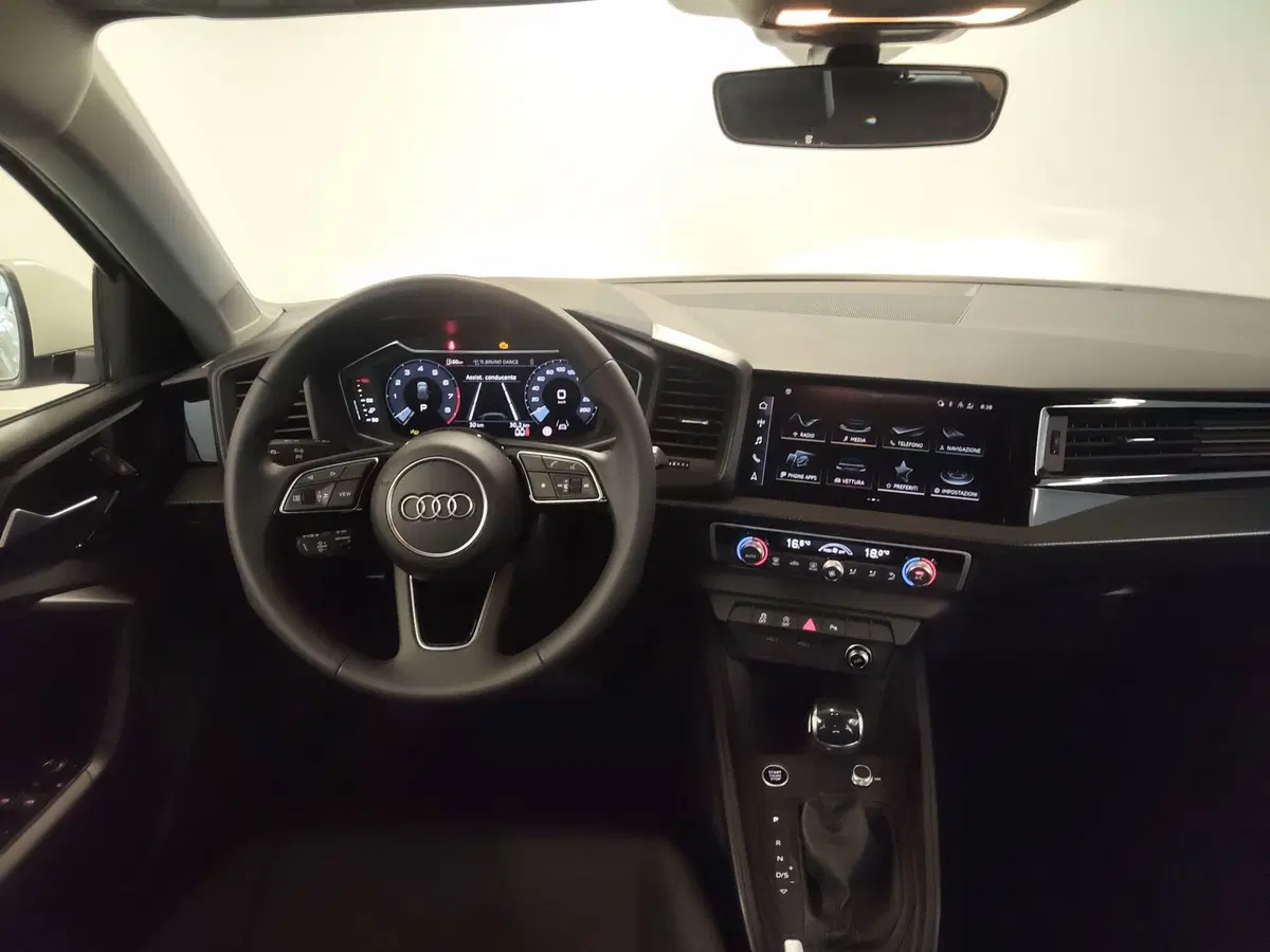 Audi A1 Sportback nuova a Modena (7)