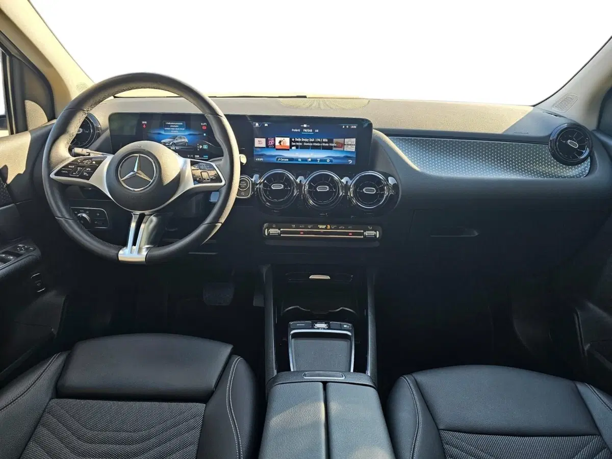 Mercedes-Benz Classe B usata a Bari (3)
