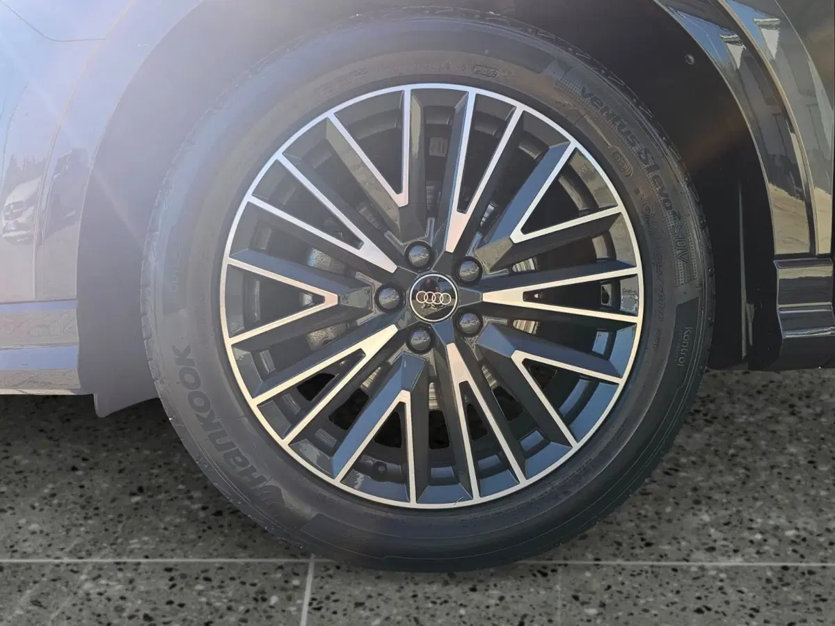Audi Q3 Sportback usata a Bari (13)