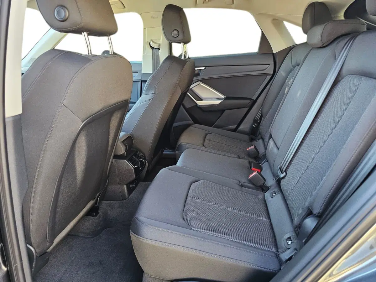 Audi Q3 Sportback usata a Bari (14)