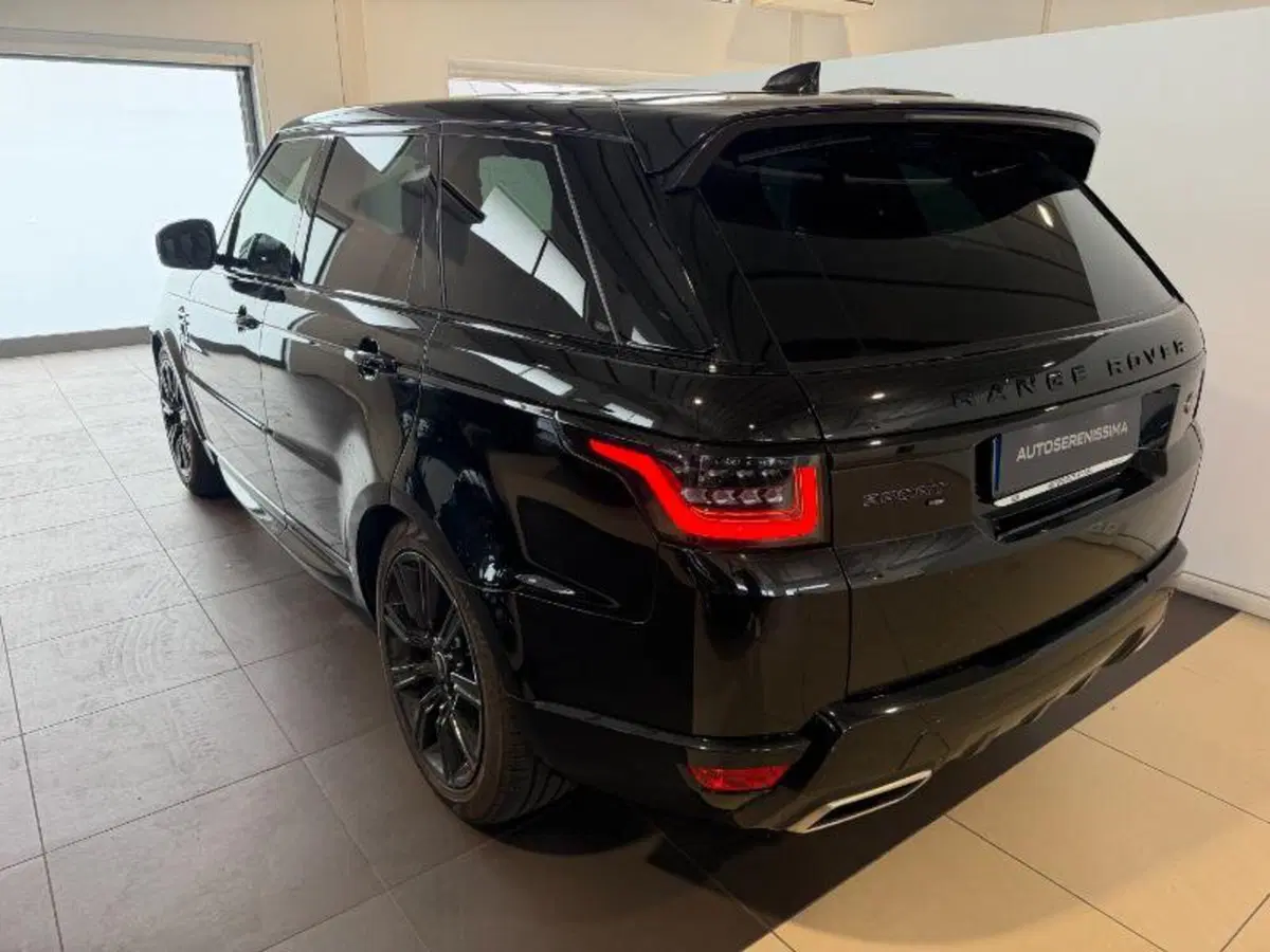 Land Rover Range Rover Sport usata a Venezia (16)