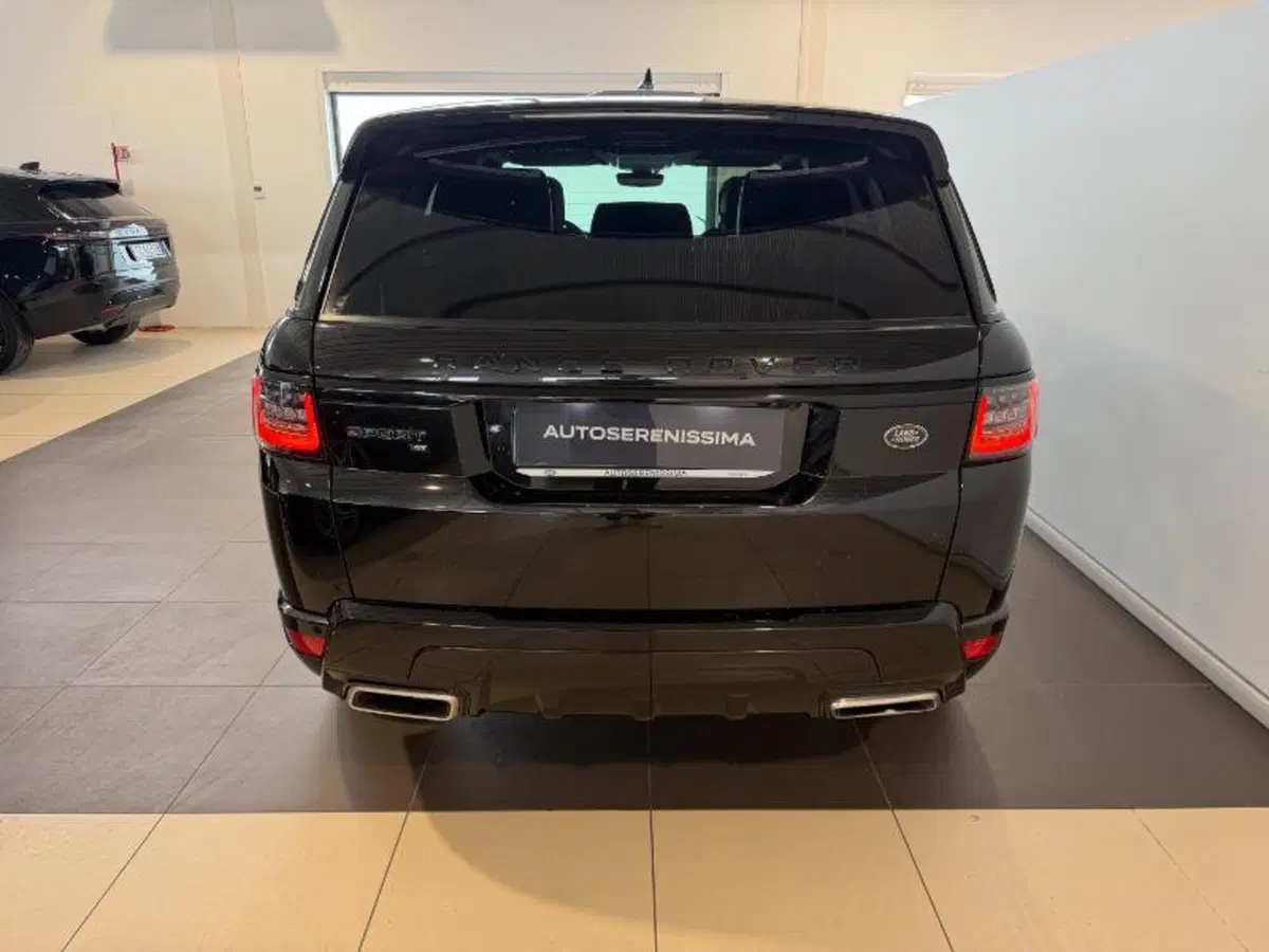 Land Rover Range Rover Sport usata a Venezia (17)