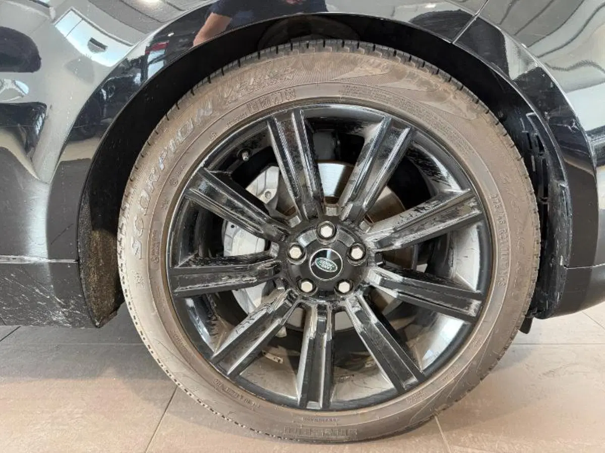 Land Rover Range Rover Sport usata a Venezia (3)