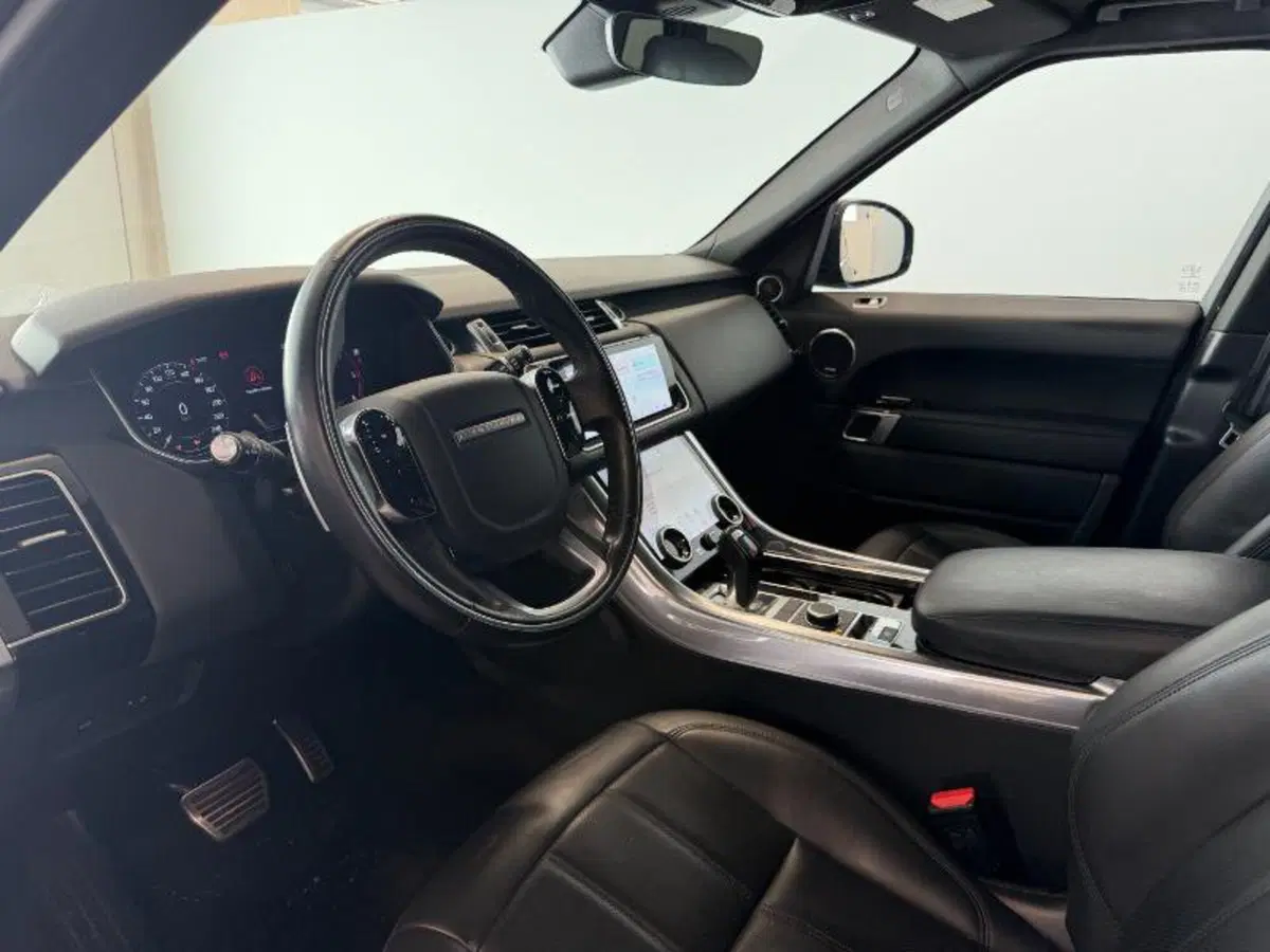 Land Rover Range Rover Sport usata a Venezia (4)