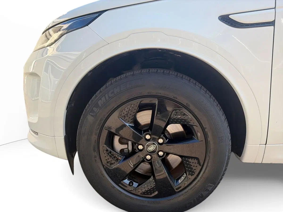 Land Rover Discovery Sport usata a Modena (15)