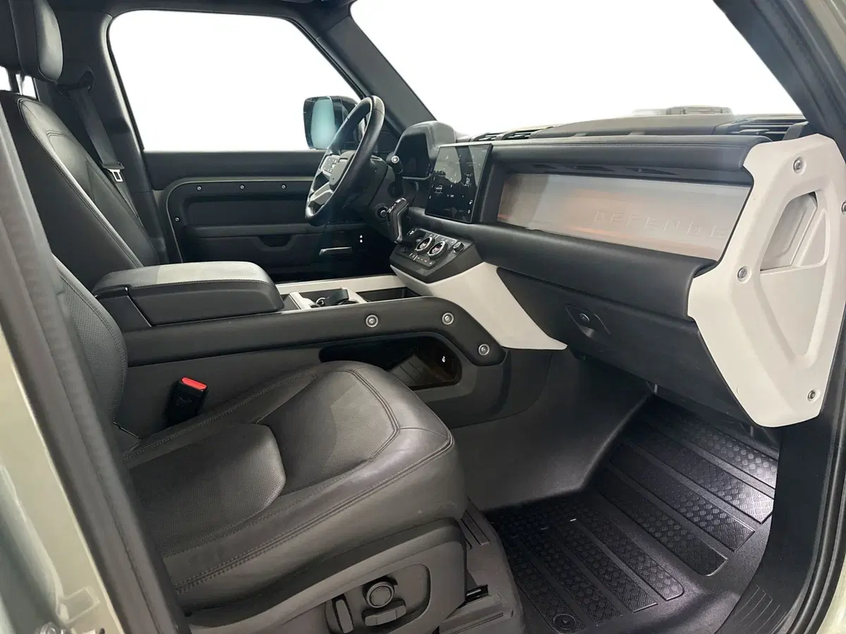 Land Rover Defender usata a Modena (12)