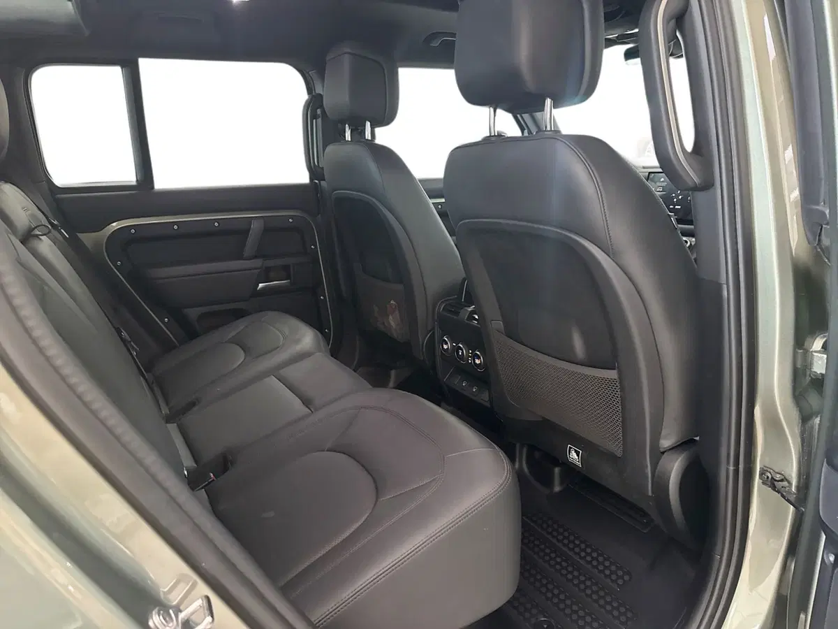 Land Rover Defender usata a Modena (13)