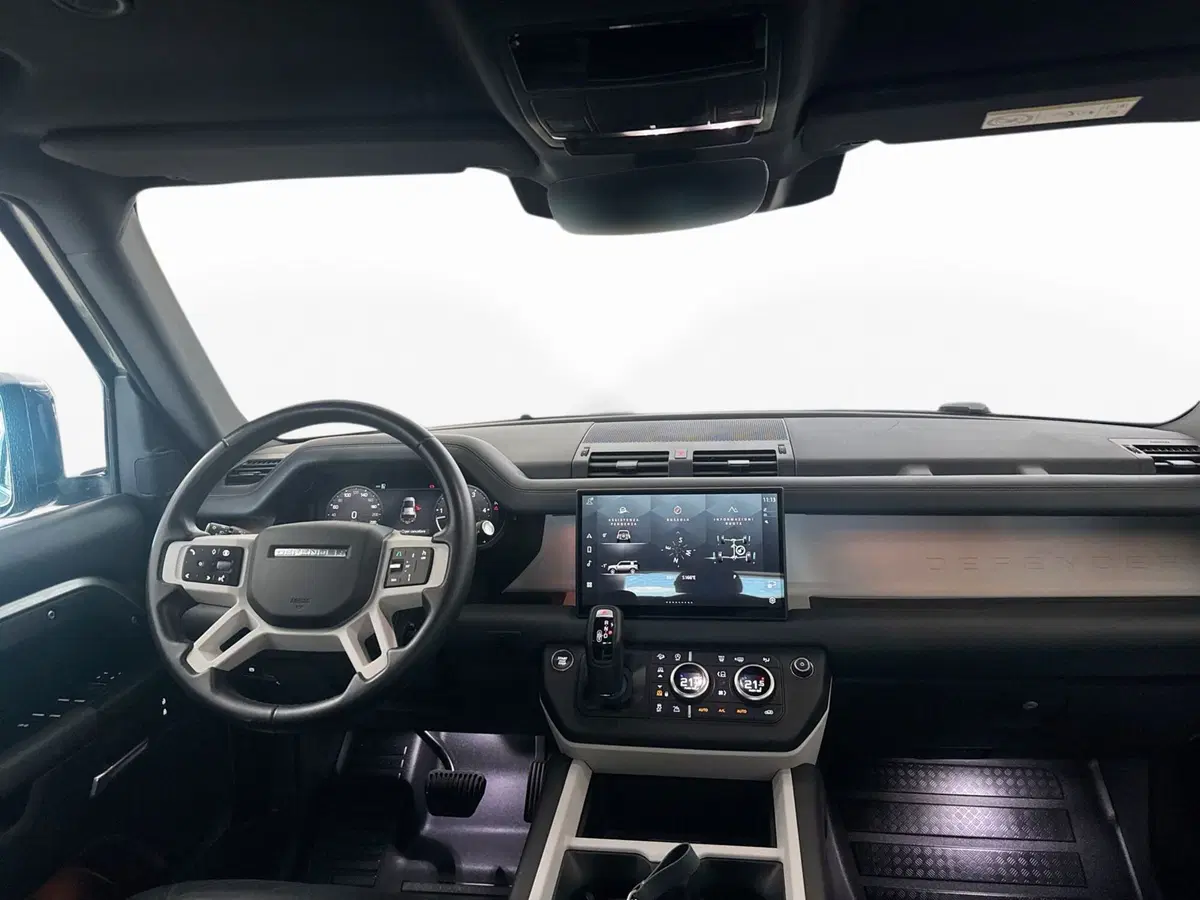 Land Rover Defender usata a Modena (14)