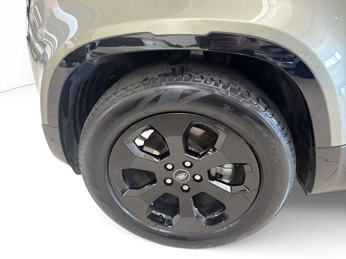 Land Rover Defender usata a Modena (15)