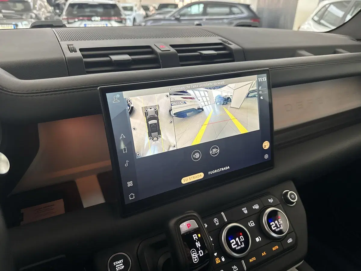 Land Rover Defender usata a Modena (19)