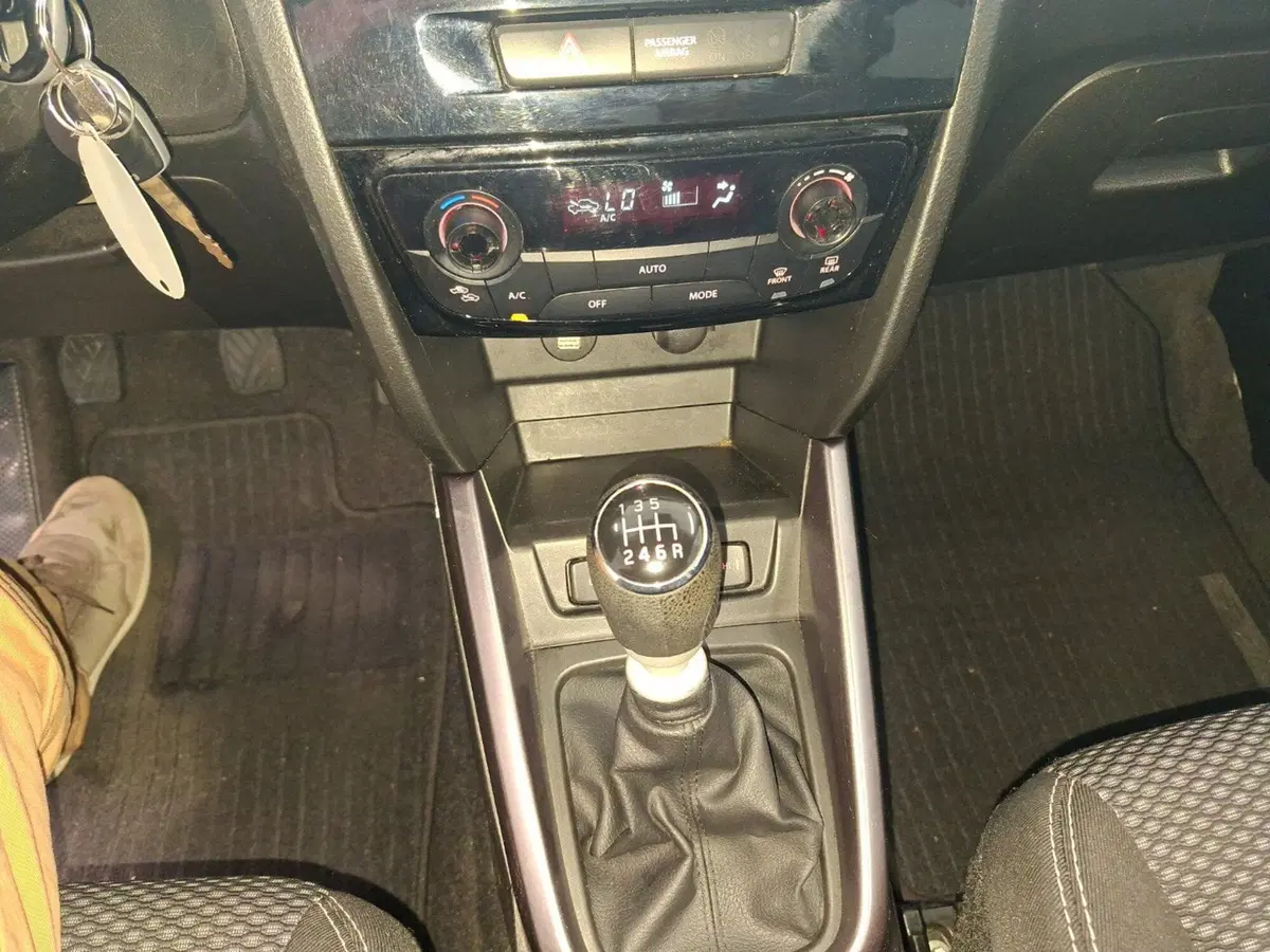 Suzuki Vitara usata a Arezzo (17)