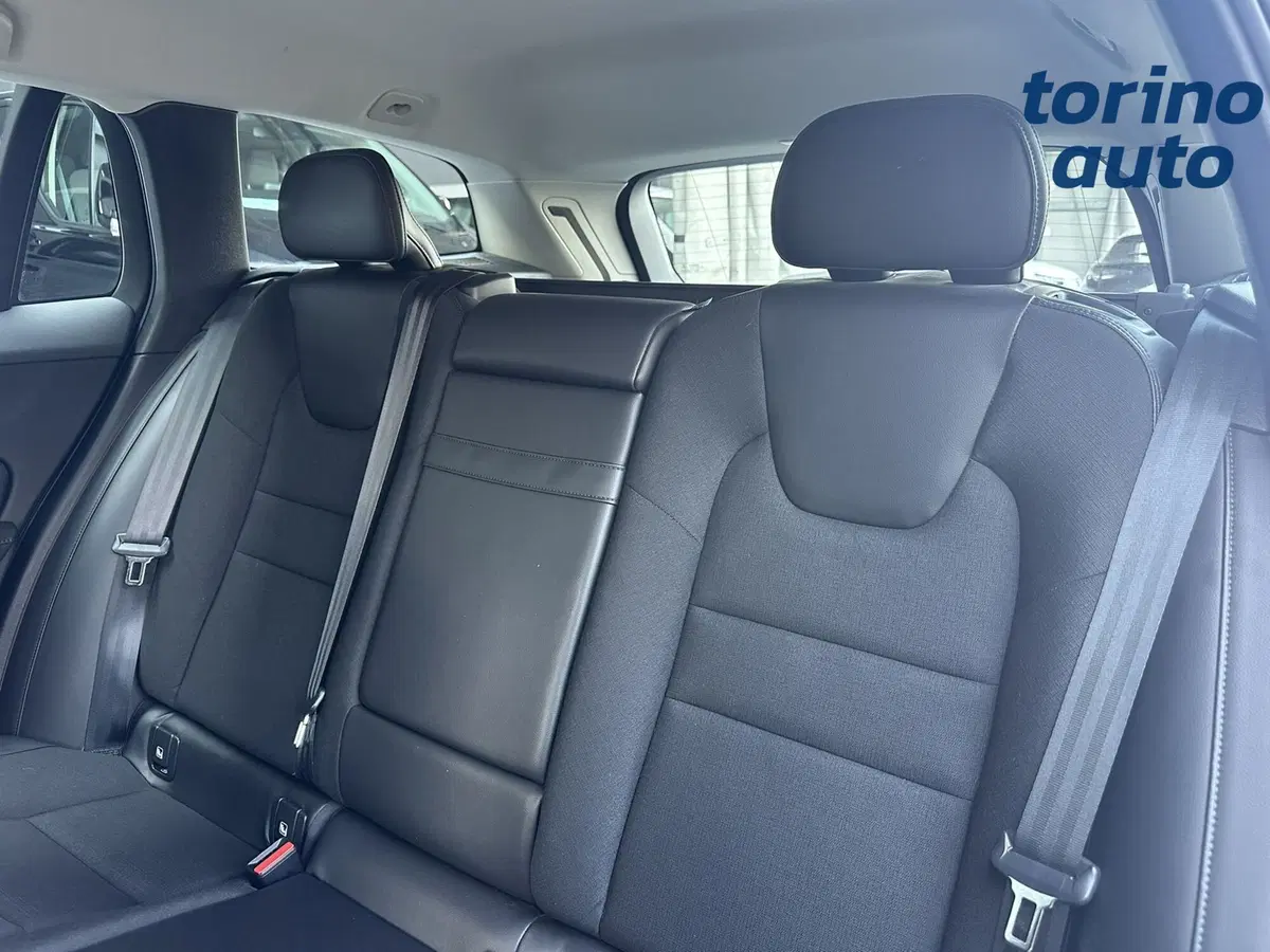 Volvo V60 usata a Torino (12)