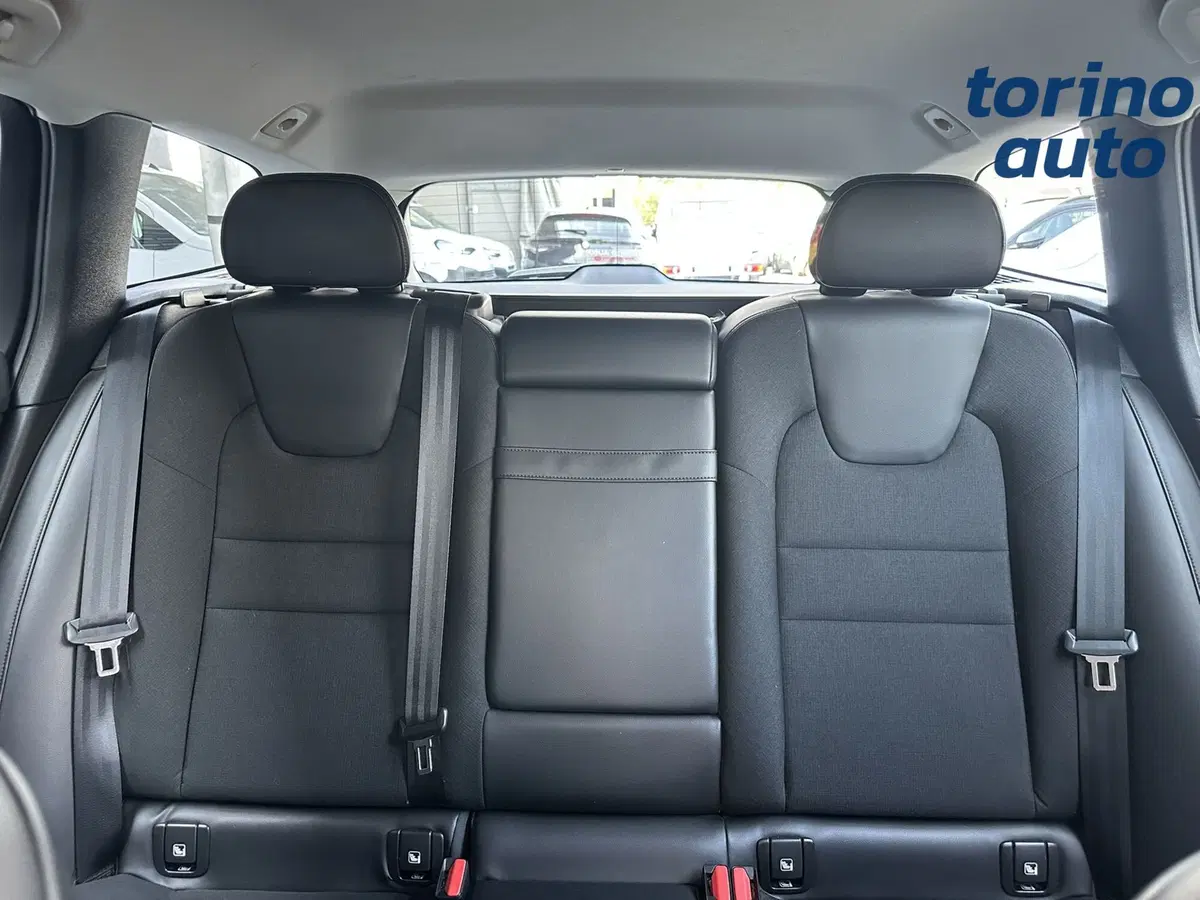 Volvo V60 usata a Torino (13)