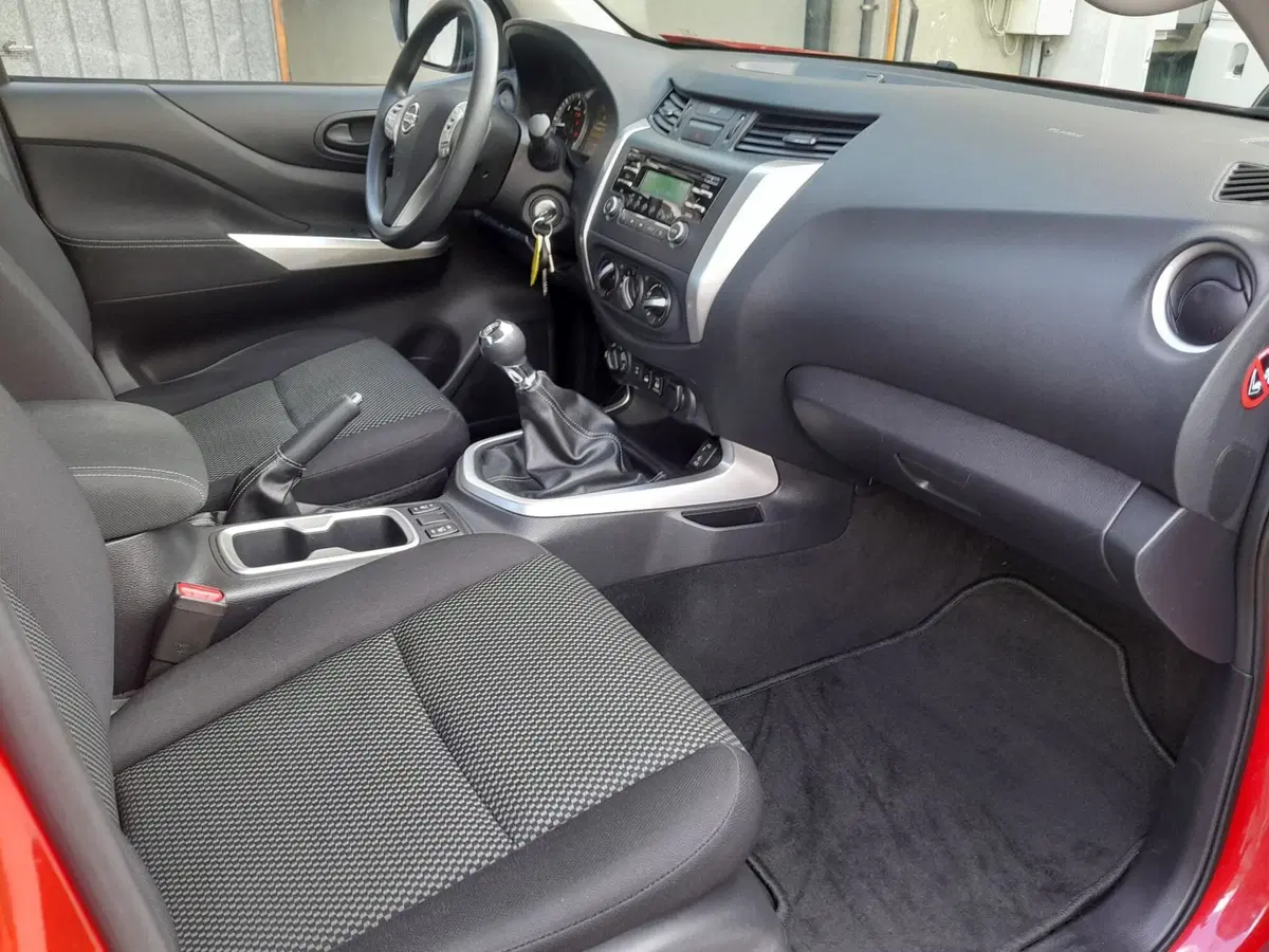 Nissan Navara usata a Cuneo (16)