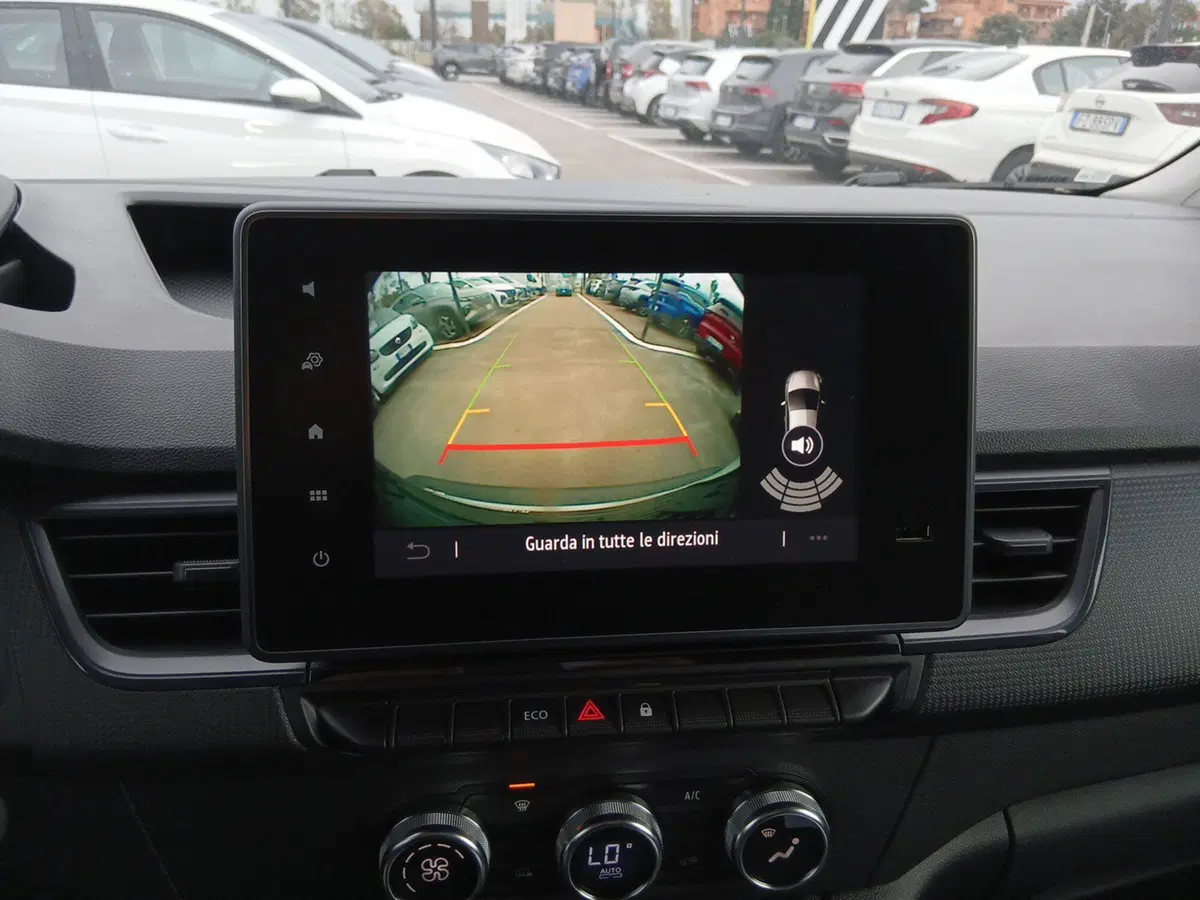 Renault Kangoo Furgone nuova a Roma (15)