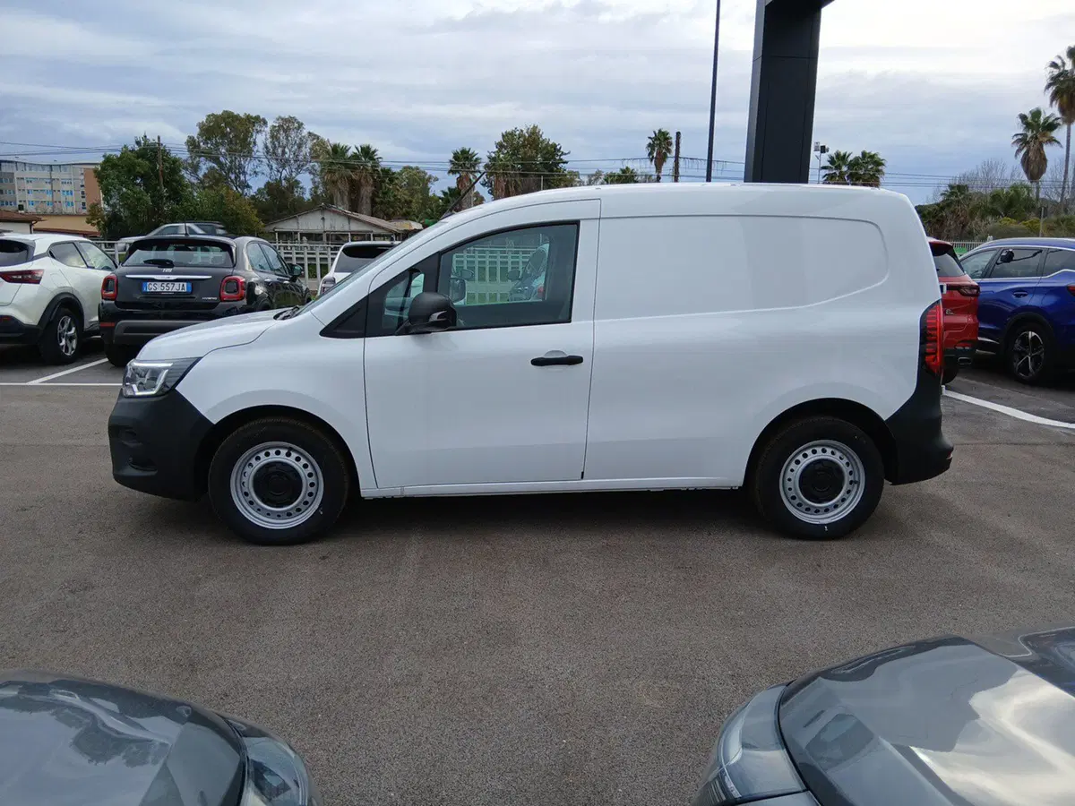 Renault Kangoo Furgone nuova a Roma (7)
