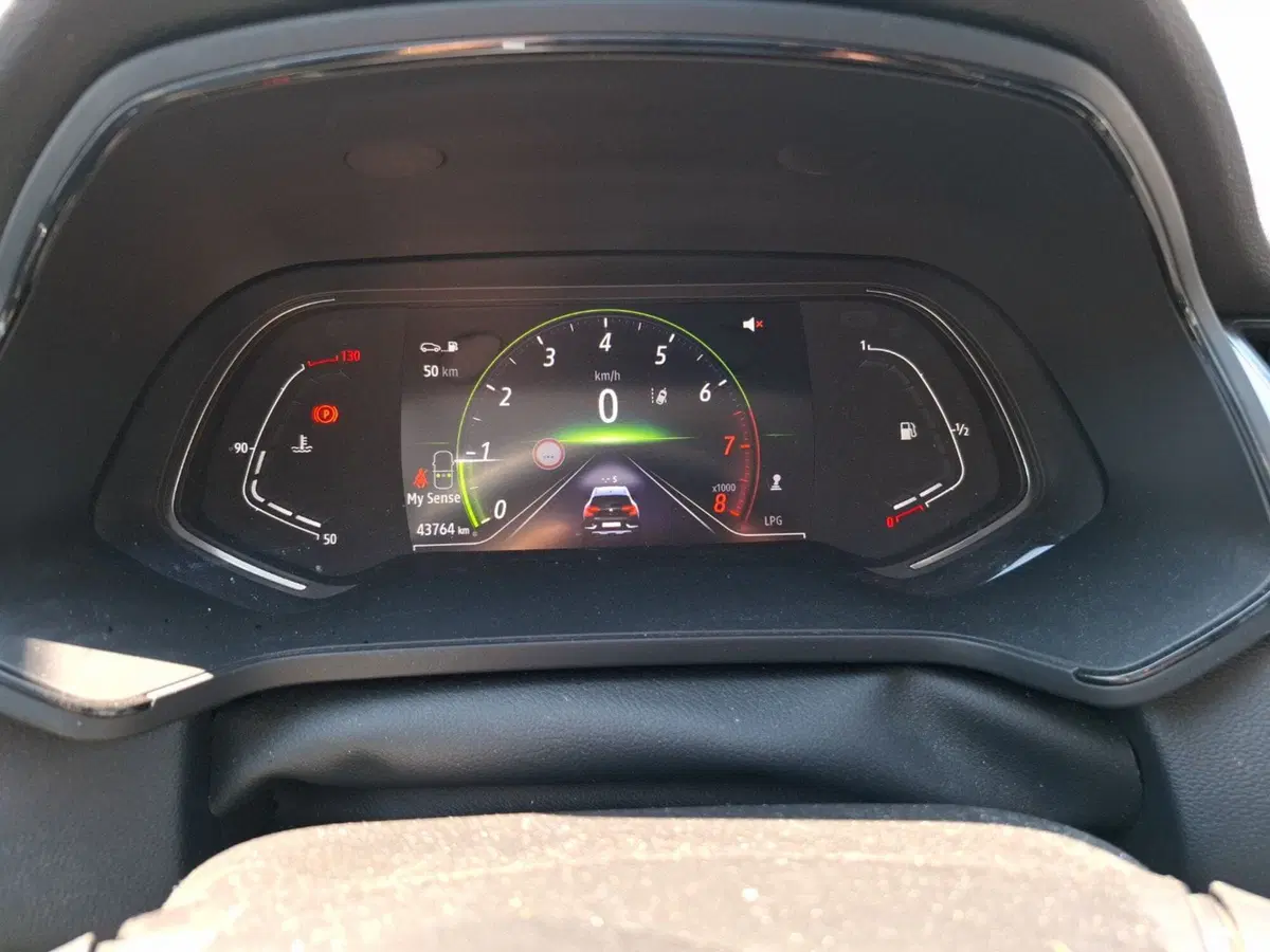 Renault Captur usata a Latina (14)