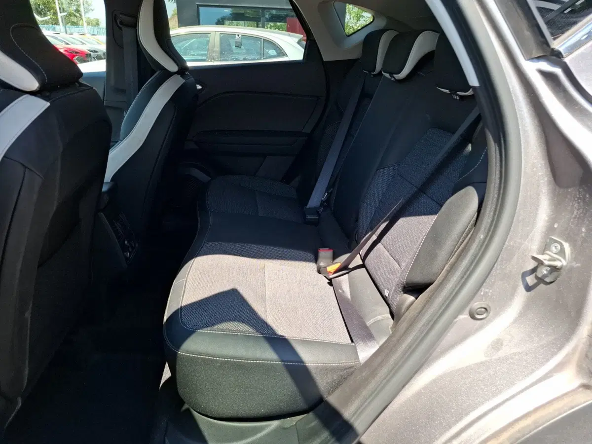Renault Captur usata a Latina (17)