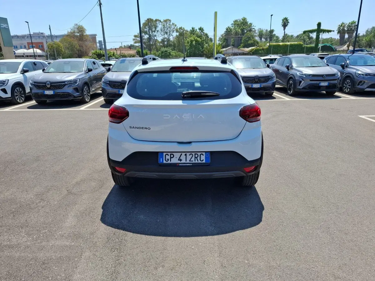 Dacia Sandero Stepway usata a Latina (5)