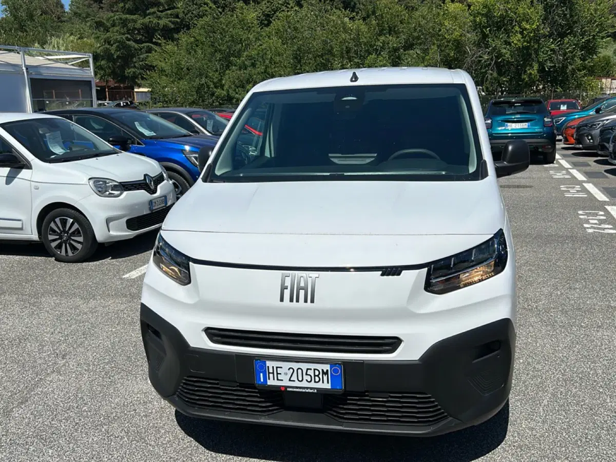 Fiat Doblò Furgone nuova a Roma (7)