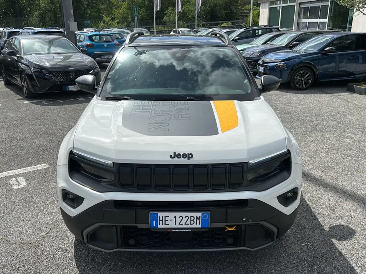 Jeep Avenger nuova a Roma (7)