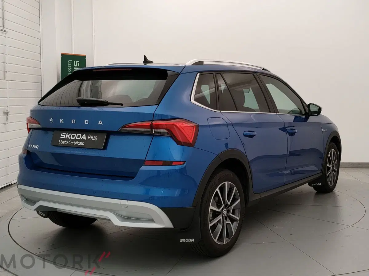 Skoda Kamiq usata a Varese (5)