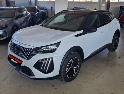 Peugeot 2008 PureTech 130 S&amp;S EAT8 GT Line del 2023 usata a Orvieto