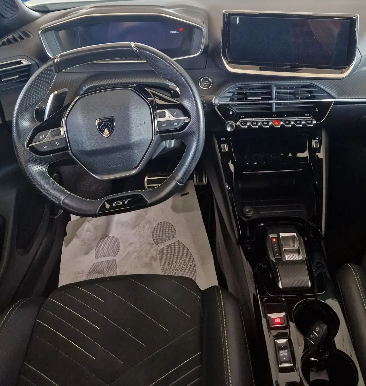 Peugeot 2008 usata a Terni (11)
