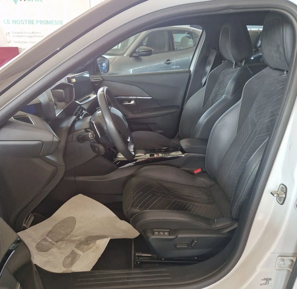 Peugeot 2008 usata a Terni (7)
