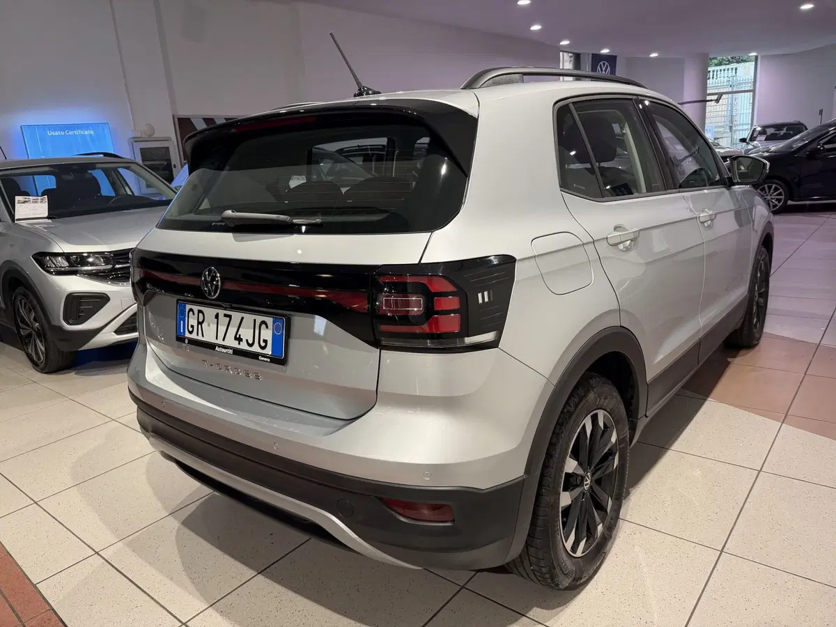 Volkswagen T-Cross usata a Genova (5)