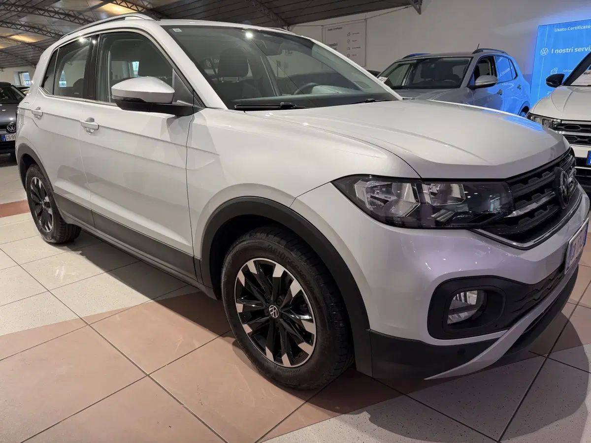 Volkswagen T-Cross usata a Genova (6)