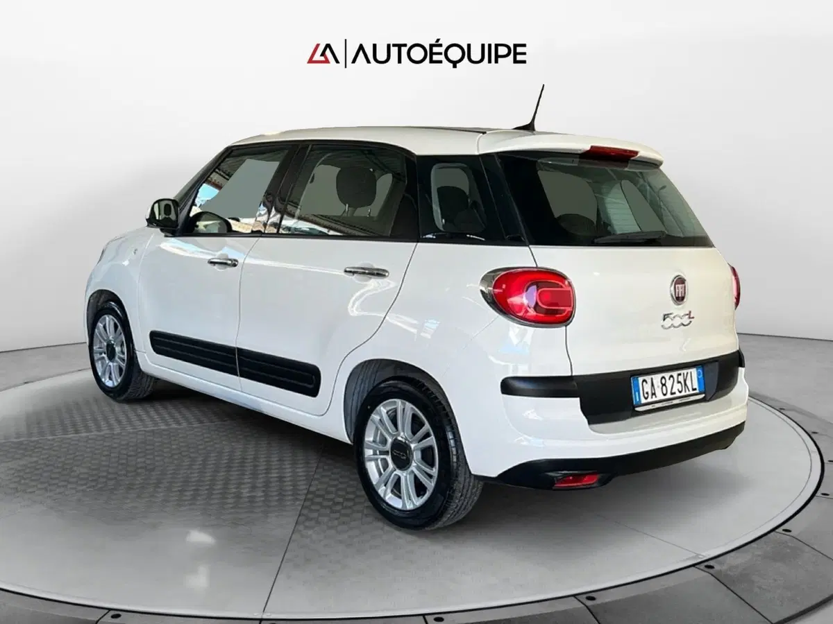 Fiat 500L usata a Roma (3)