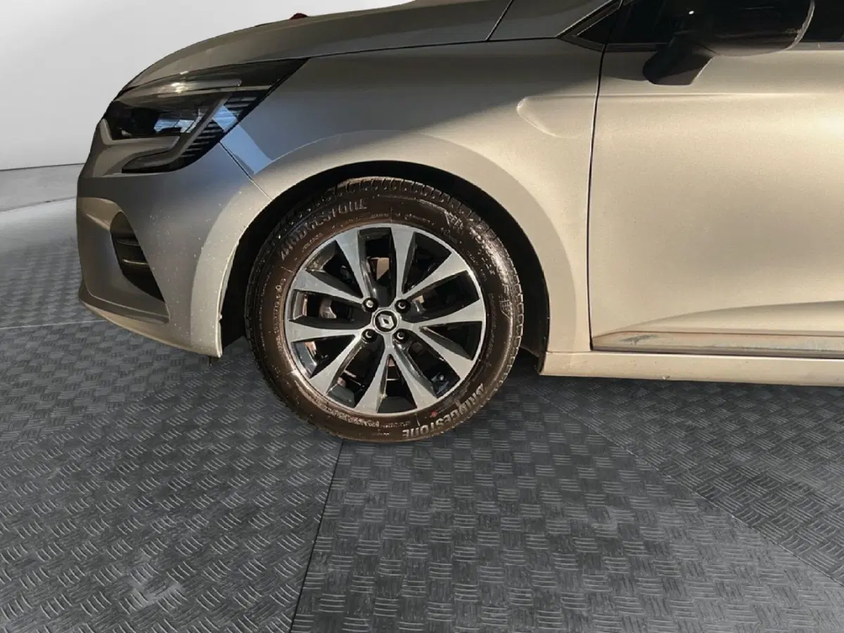 Renault Clio usata a Roma (9)