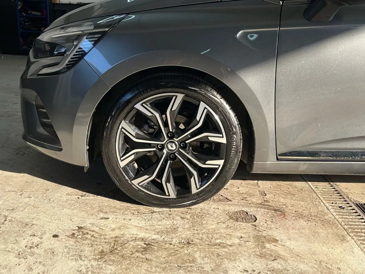 Renault Clio usata a Roma (9)