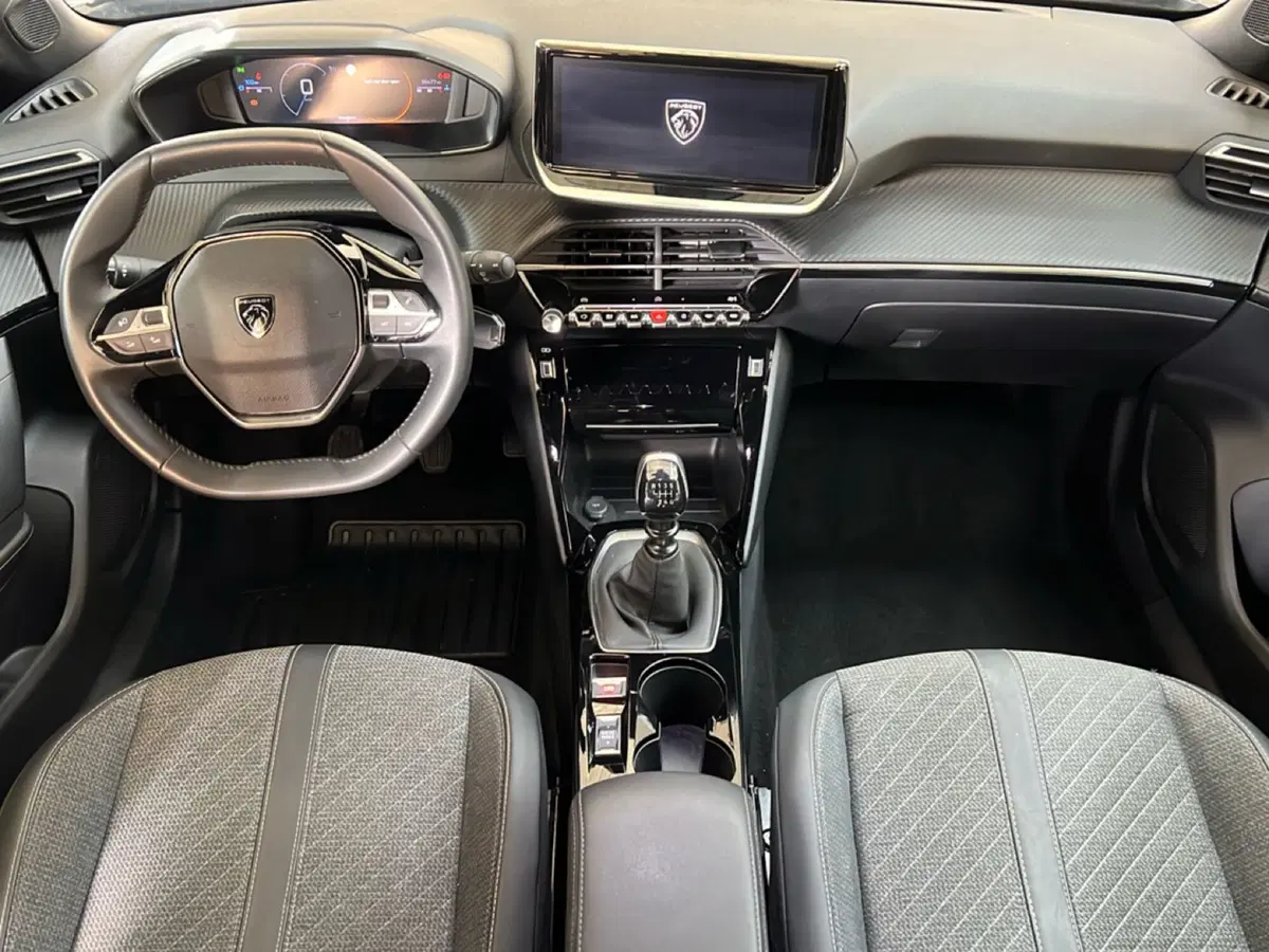 Peugeot 2008 usata a Roma (11)
