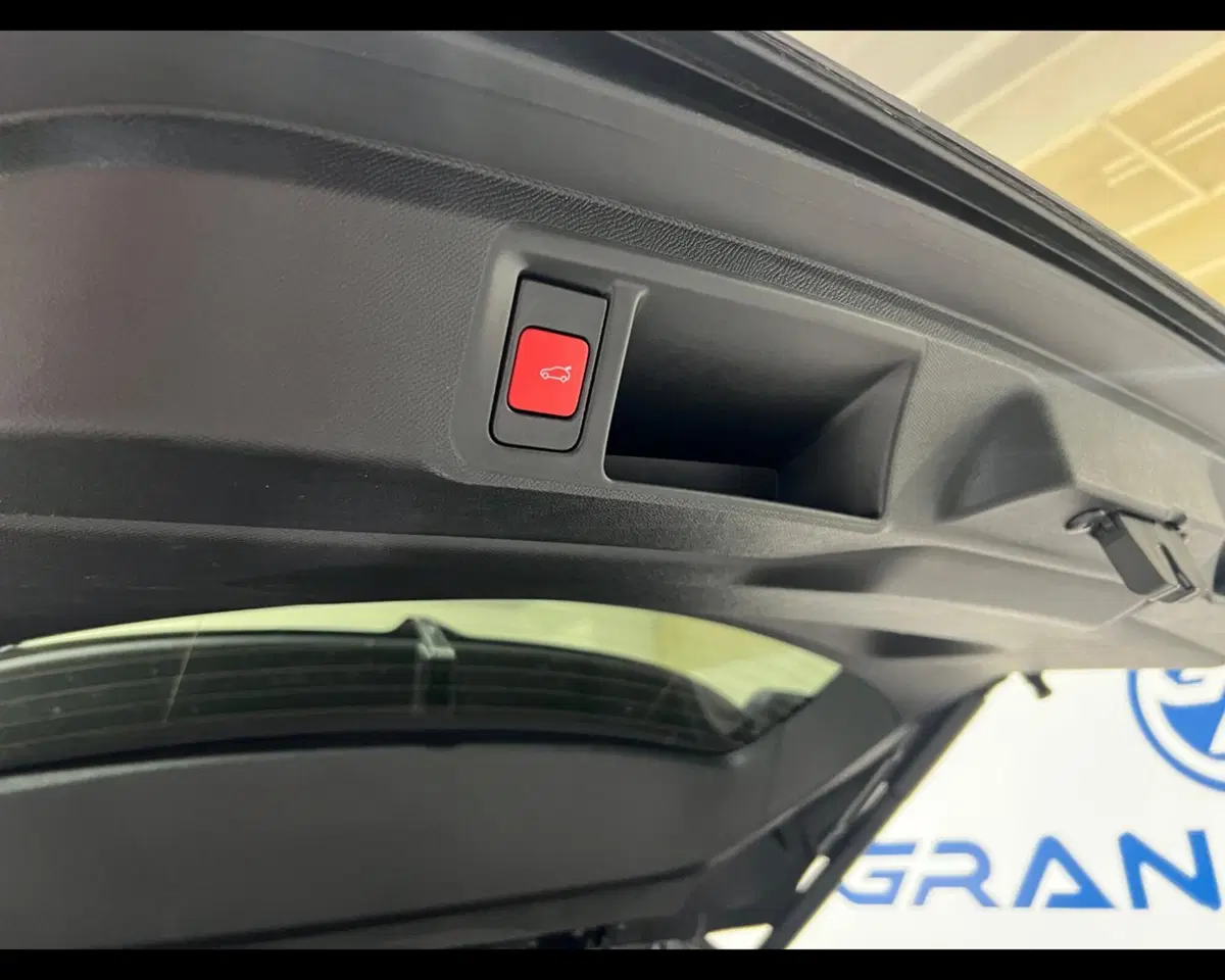 Opel Astra Station Wagon usata a Imperia (11)