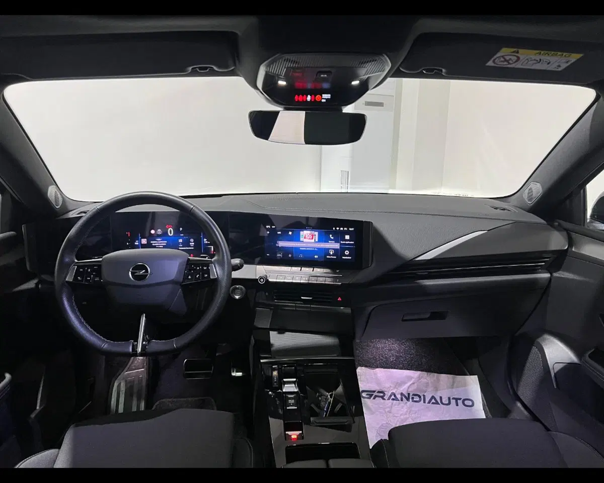 Opel Astra Station Wagon usata a Imperia (5)