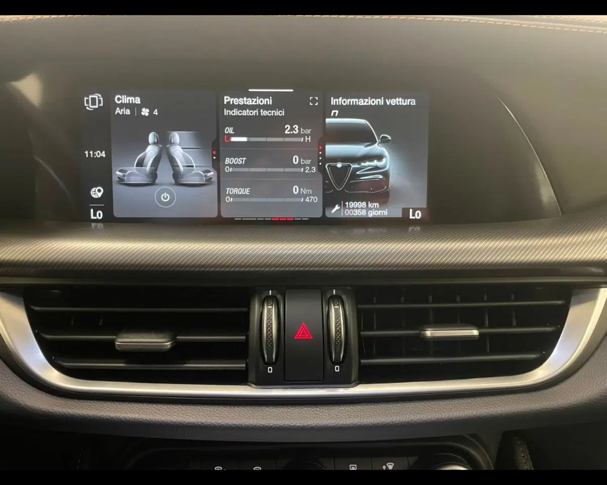 Alfa Romeo Stelvio usata a Alessandria (16)