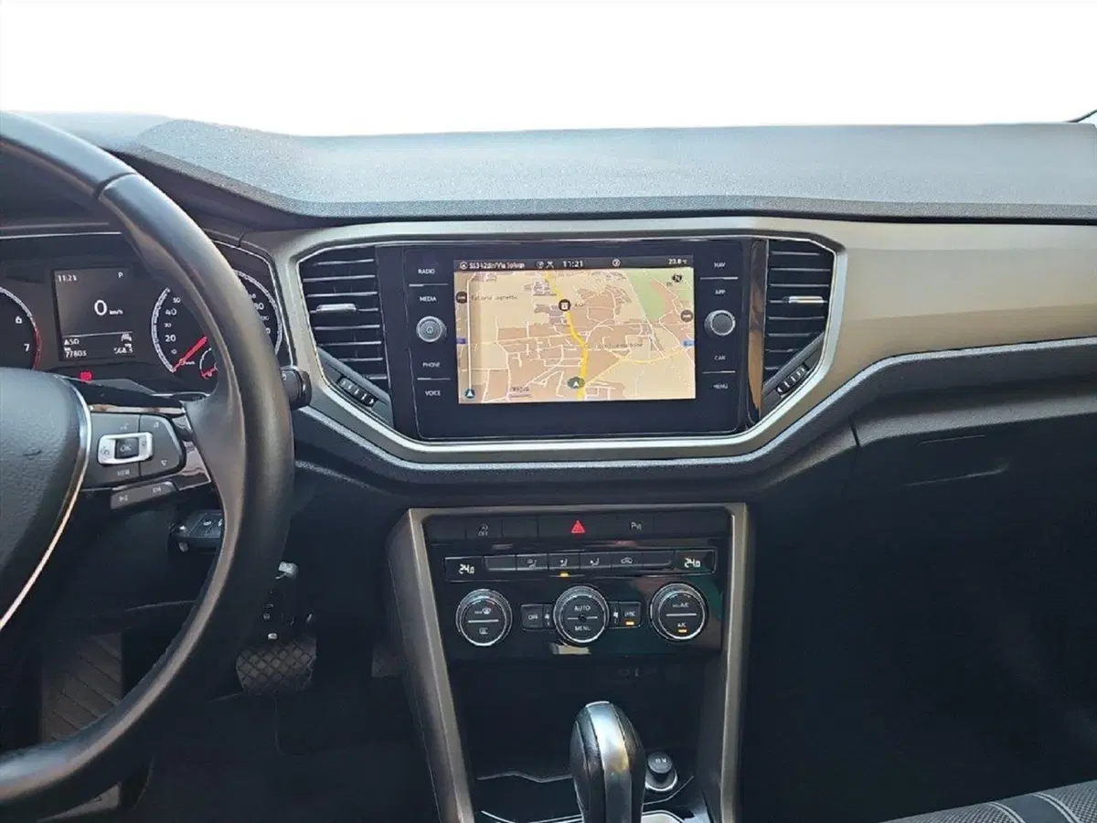 Volkswagen T-Roc usata a Lecco (13)