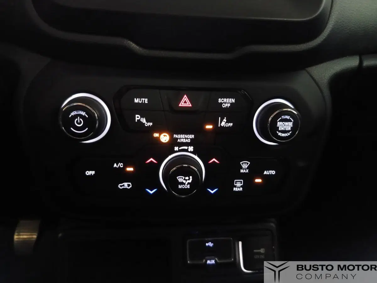 Jeep Renegade usata a Varese (14)