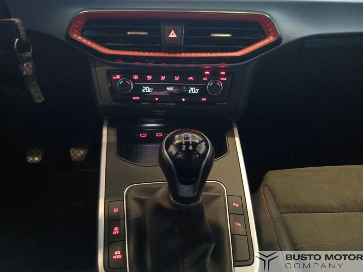 SEAT Arona usata a Varese (13)