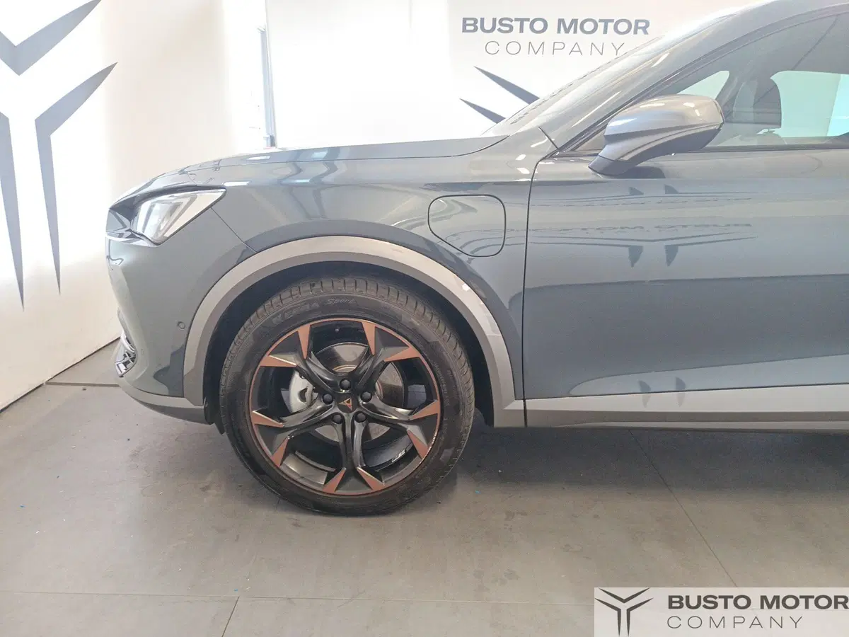 Cupra Formentor usata a Varese (7)