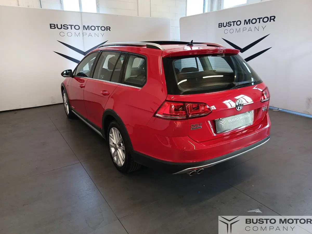 Volkswagen Golf Variant usata a Varese (5)