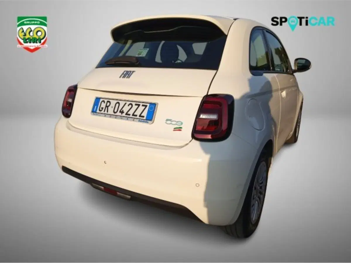 Fiat 500e usata a Frosinone (17)