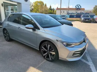 Volkswagen Golf 1.5 tsi ehybrid Edition 204cv dsg nuova a Pratola Serra