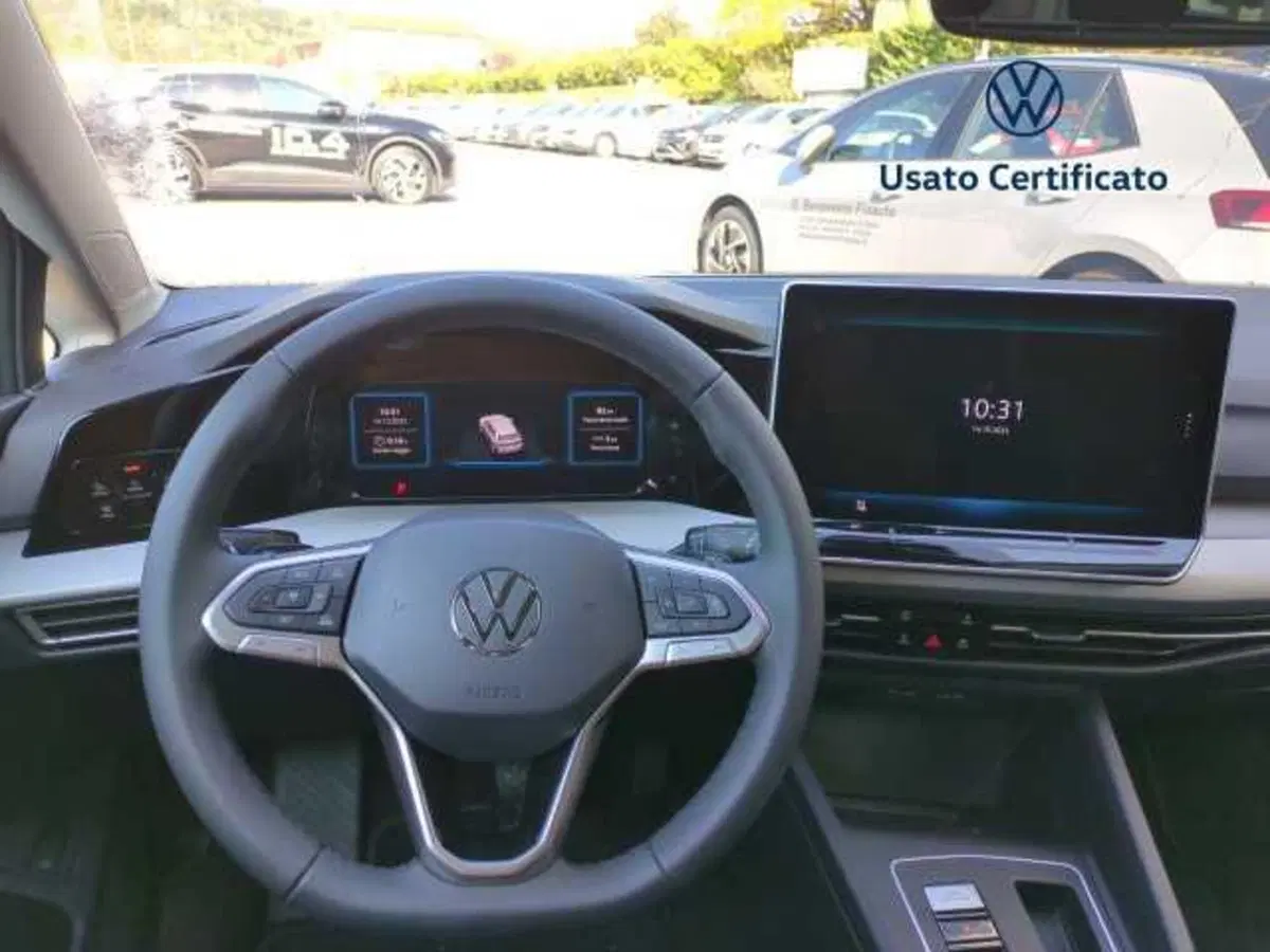 Volkswagen Golf nuova a Avellino (15)