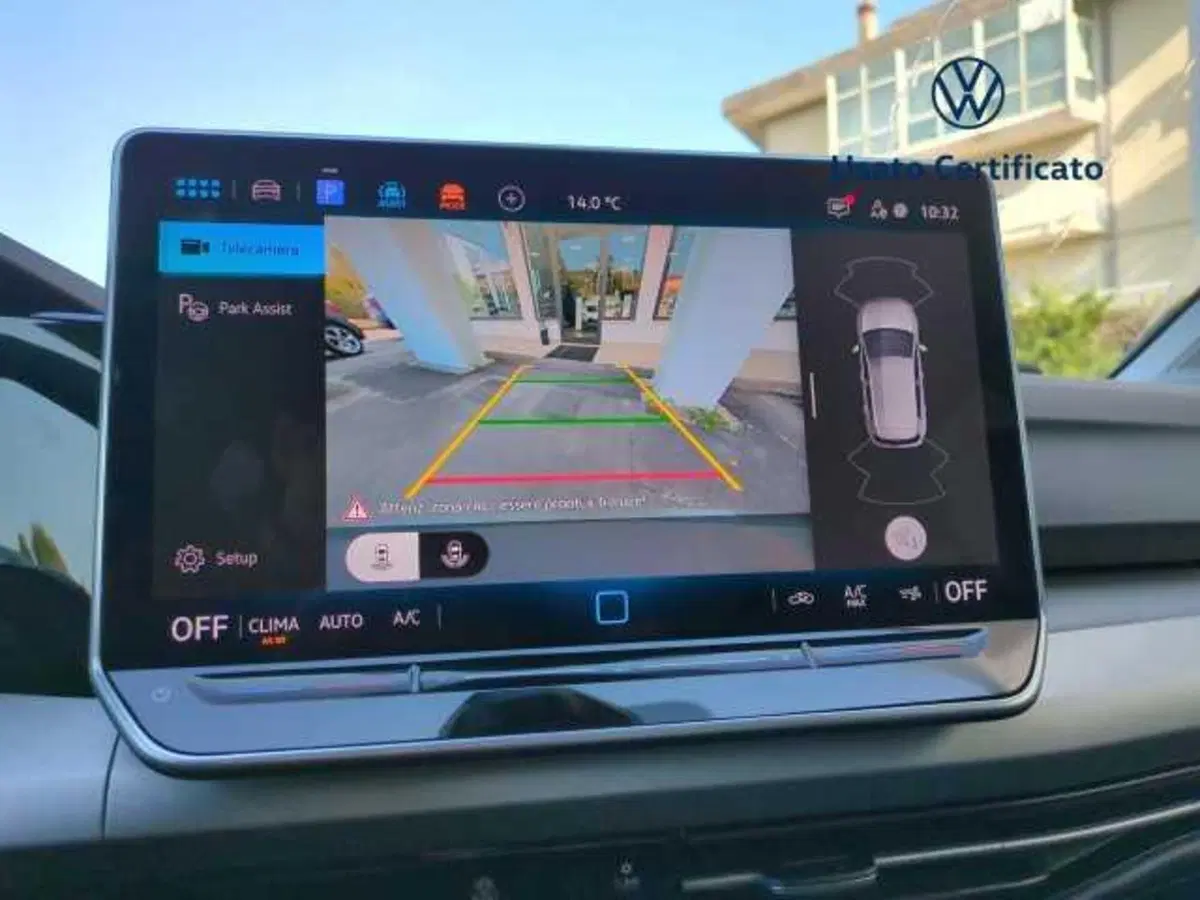 Volkswagen Golf nuova a Avellino (18)