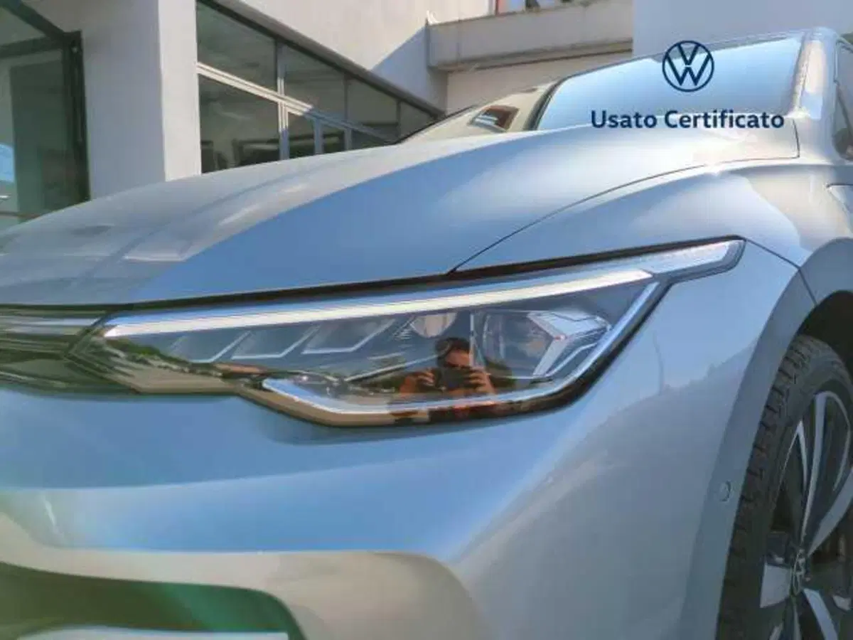 Volkswagen Golf nuova a Avellino (9)